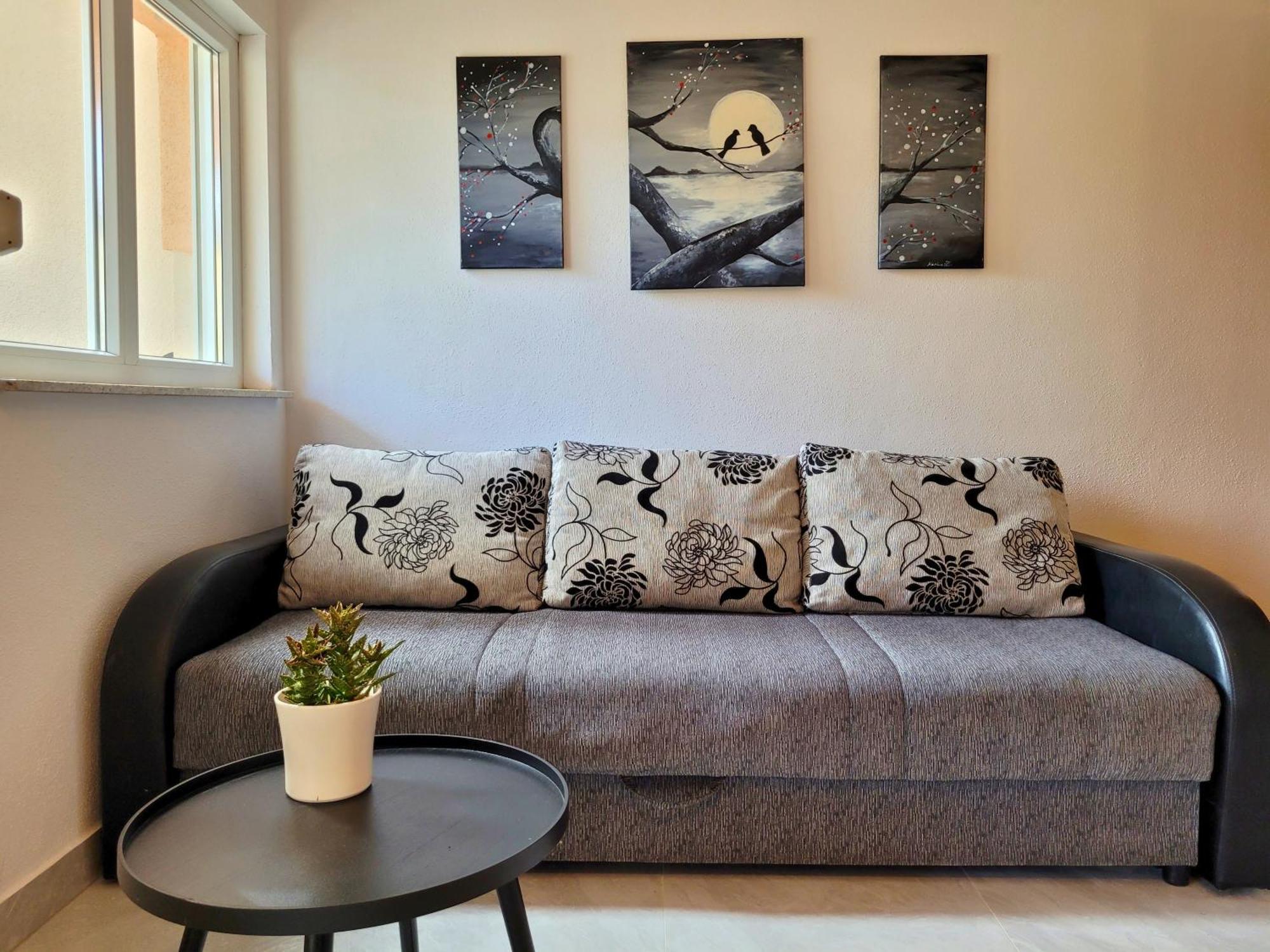 Apartment Jelena Vir Luaran gambar
